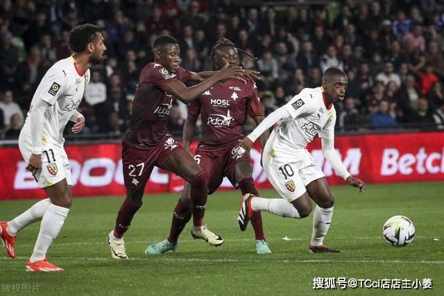 阿丘尔23+13赵柏清19+8 同曦逆转送天津14连败